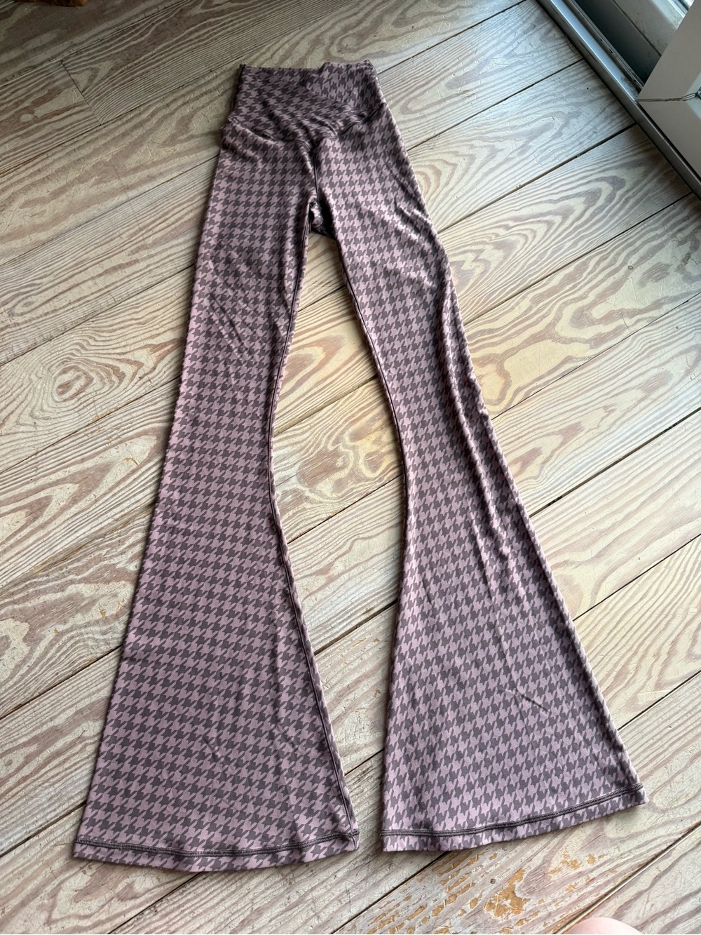 OFFLINE by Aerie Crossover Flare Leggings XS Long